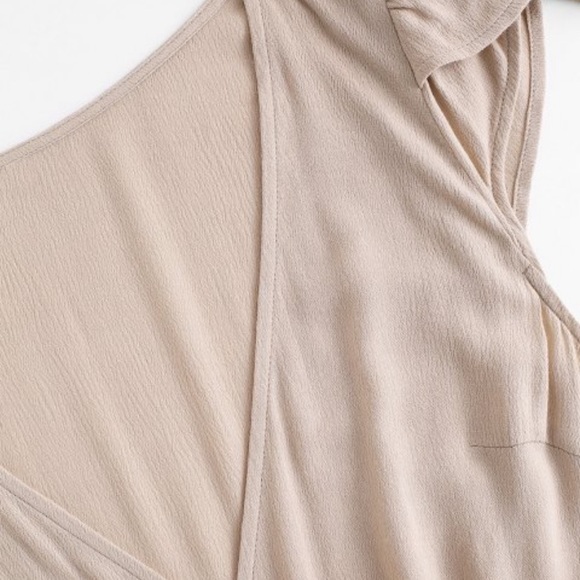 Cute Short Sleeve Dress New! - Picture 2 of 4